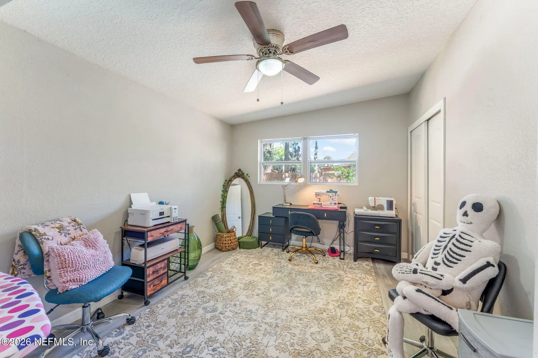 Photo of 7541 MAYAPPLE Road