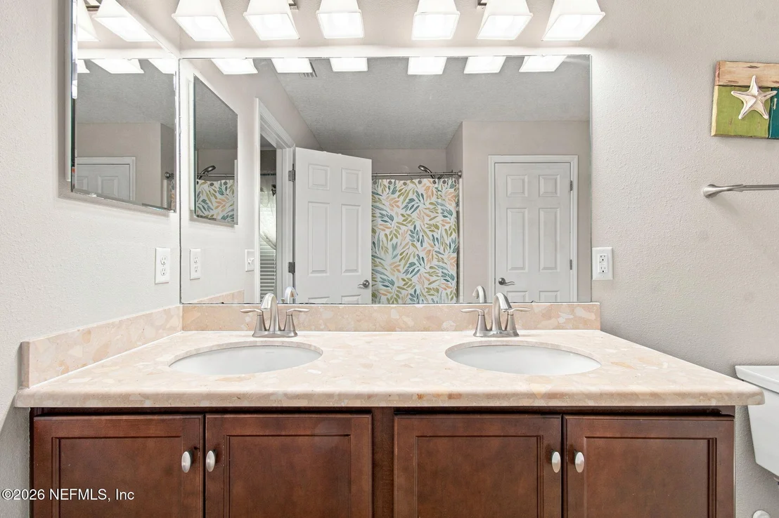 Photo of 9592 ABBY GLEN Circle