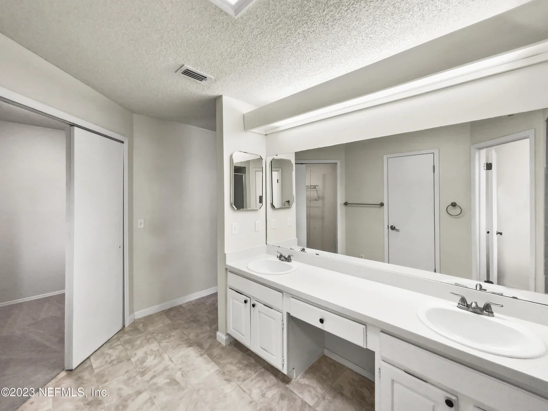 Photo of 3550 LORETTO Road