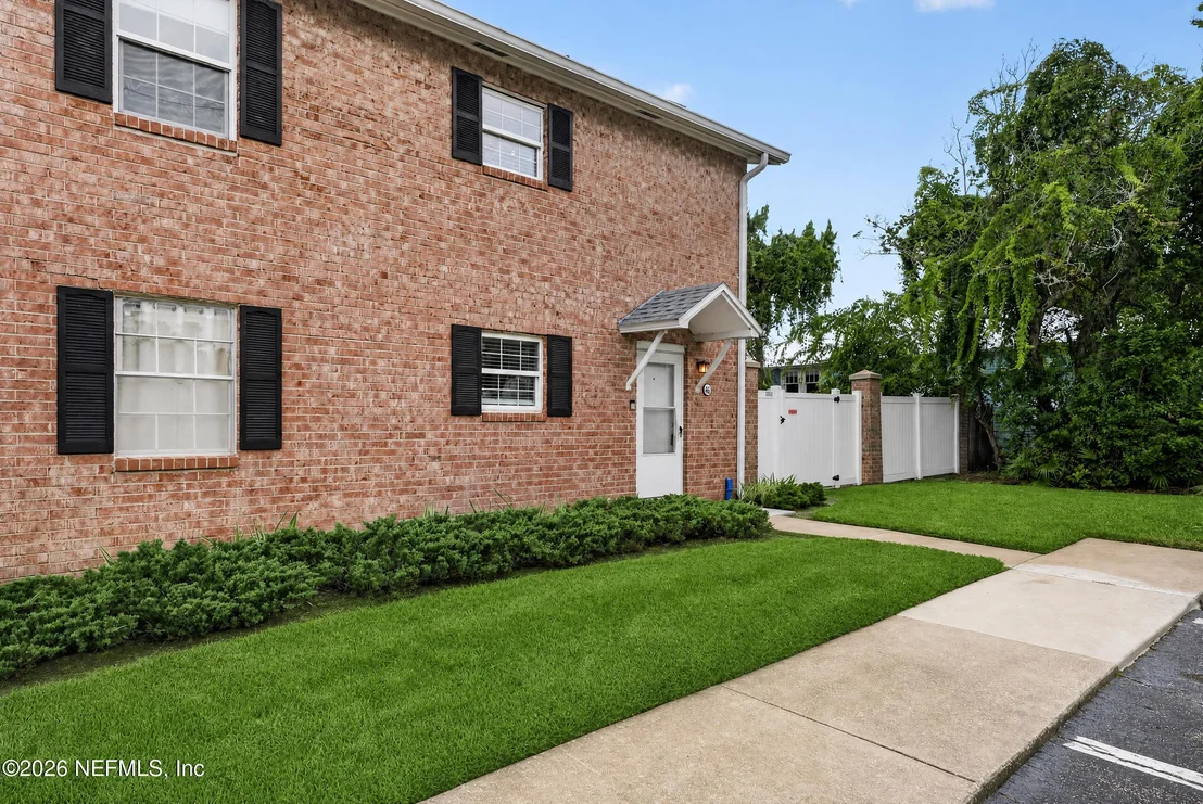Photo of Unit 6A at 317 FLAGLER Boulevard