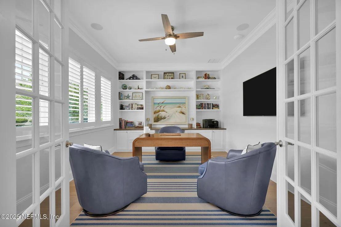 Photo of 237 FELLS Cove