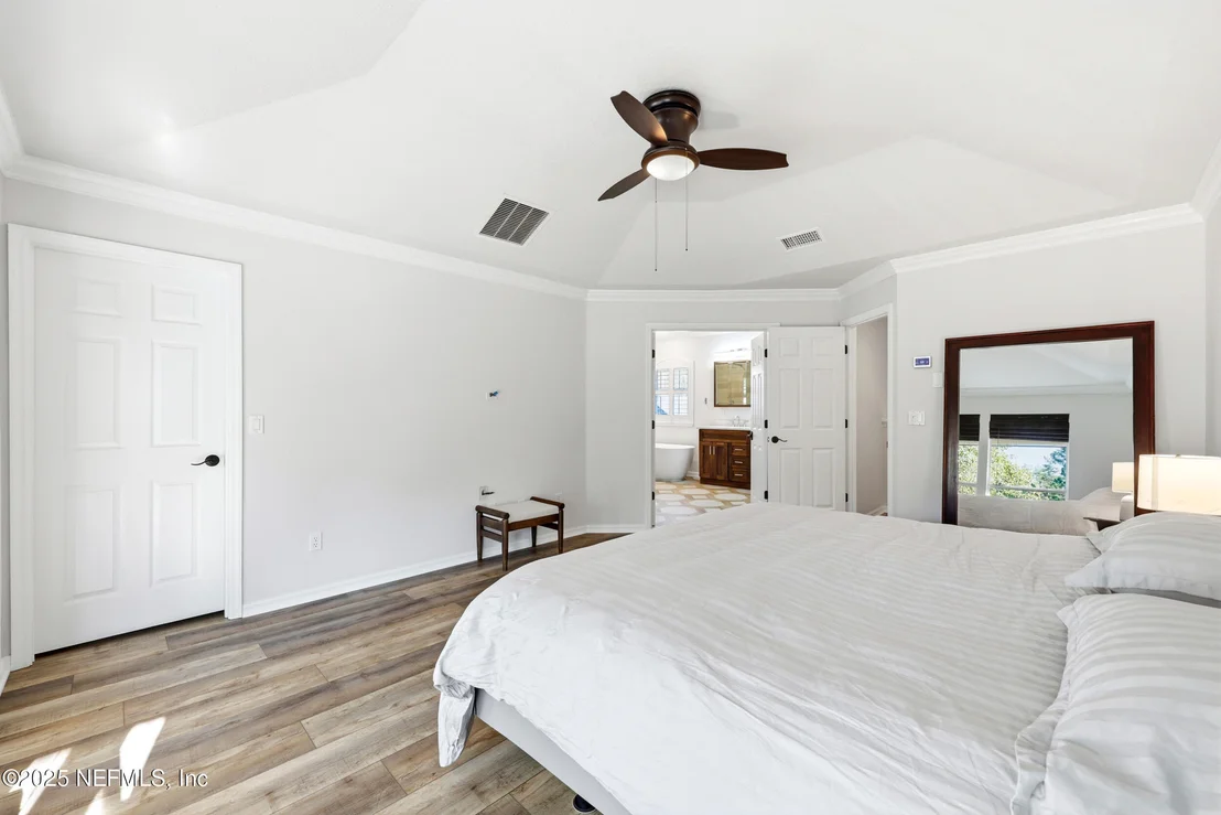 Photo of 537 DANDELION Drive