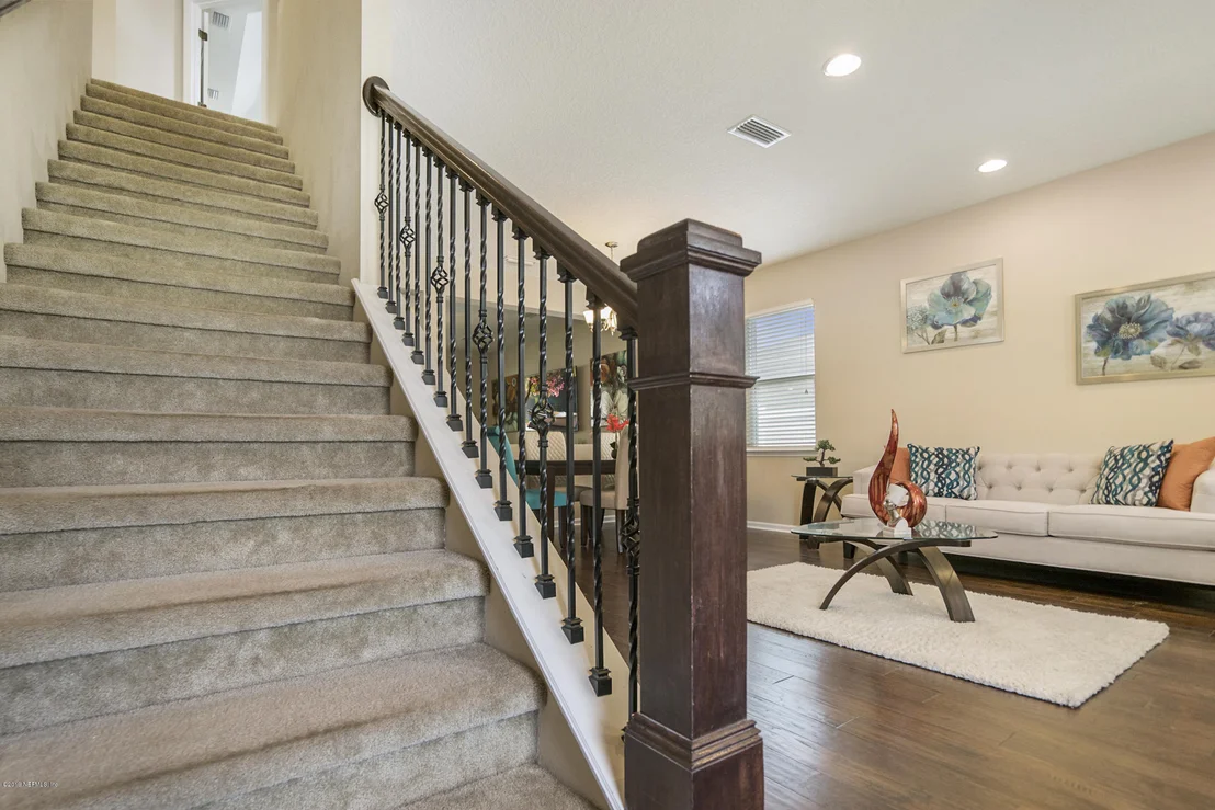 Photo of 15898 HUTTON Lane