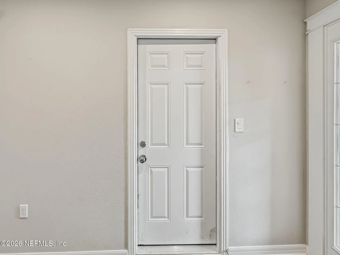 Photo of 477 DEL MONTE Drive