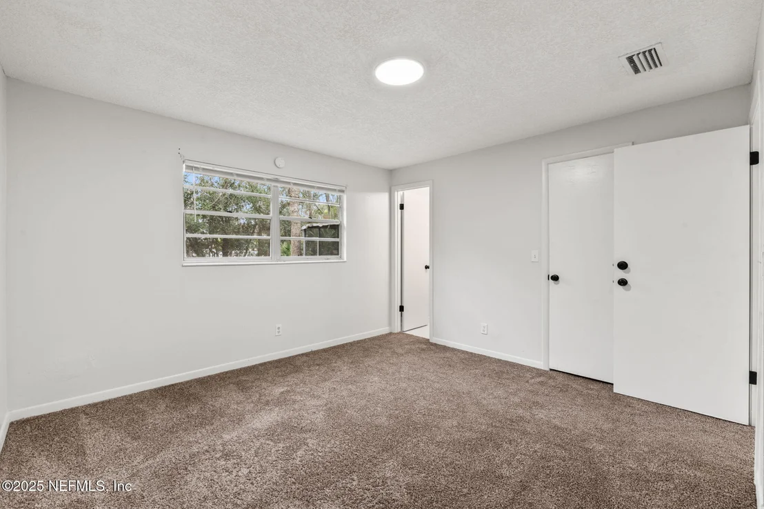 Photo of 432 NEPTUNE Road