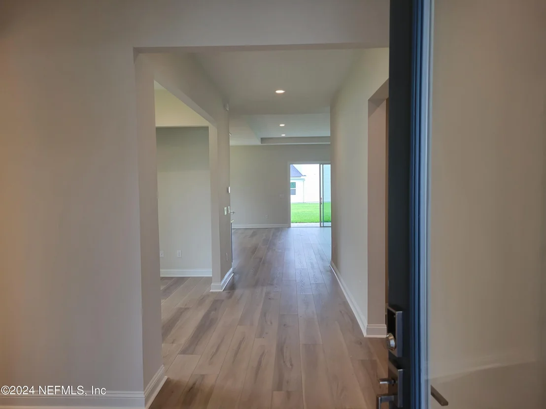 Photo of 281 HILLENDALE Circle