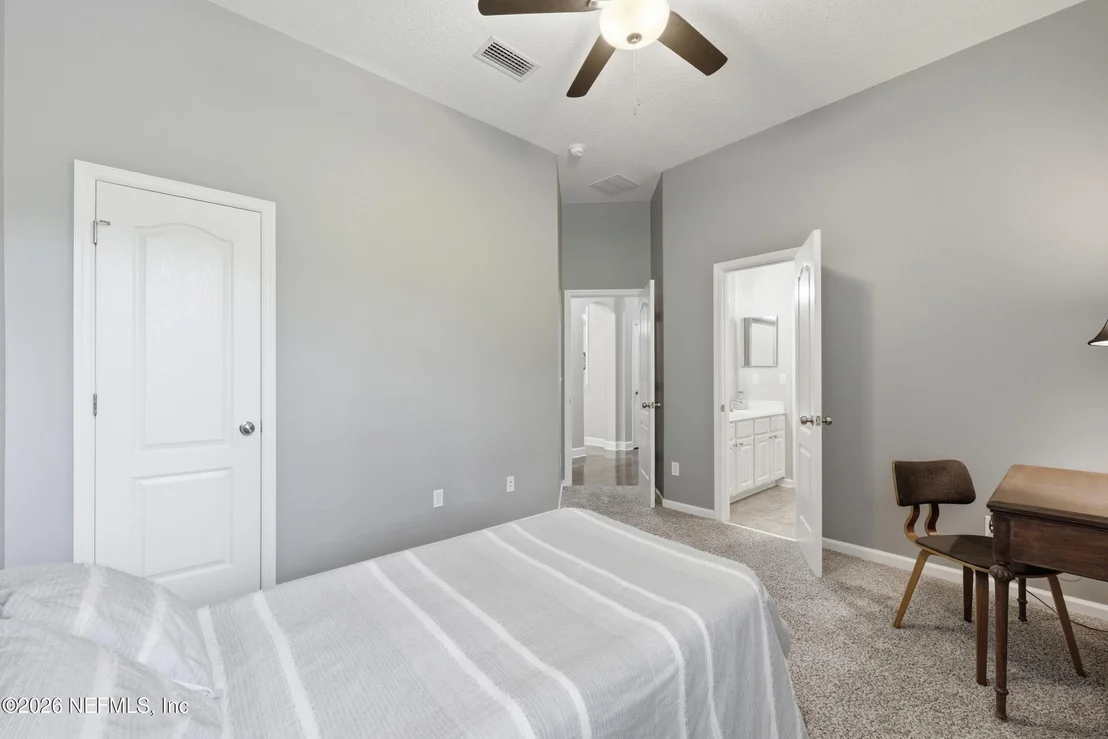 Photo of 275 FLORES Way