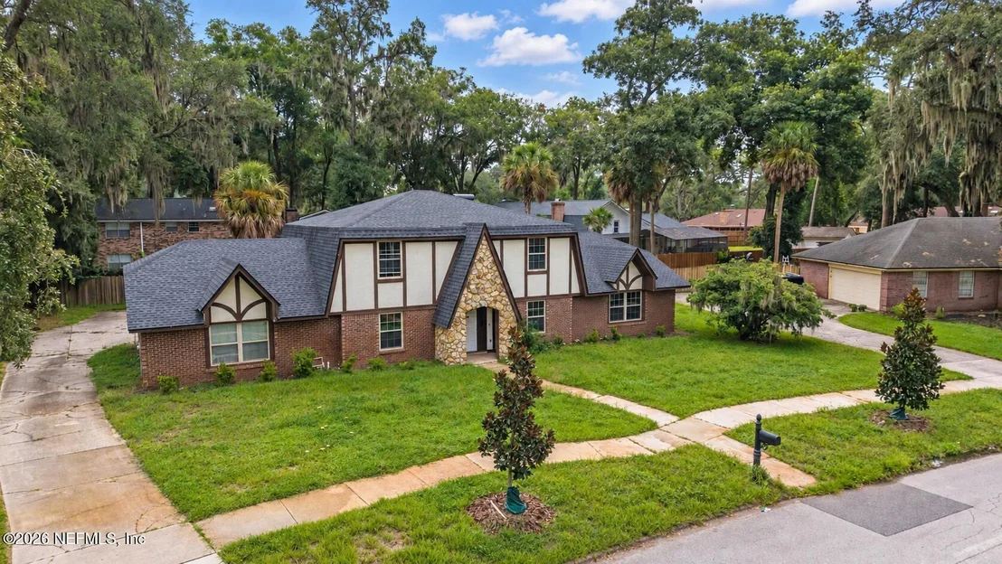 Photo of 4463 RIVER TRAIL Road