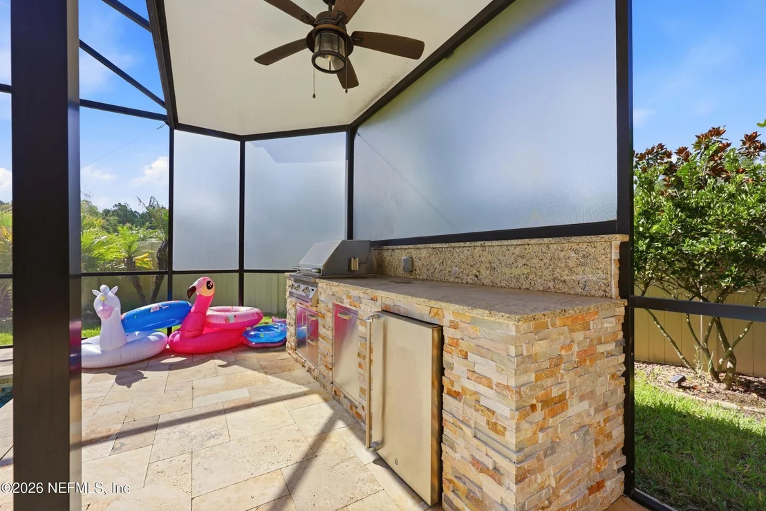 Photo of 44 BRASILLA Avenue