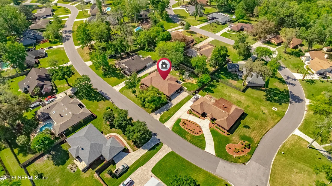 Photo of 752 CAMERON Drive
