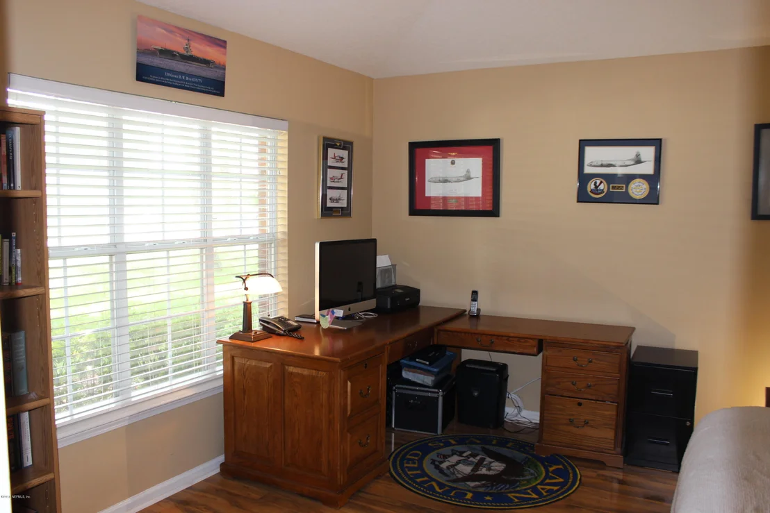 Photo of 408 CRESCENT POND