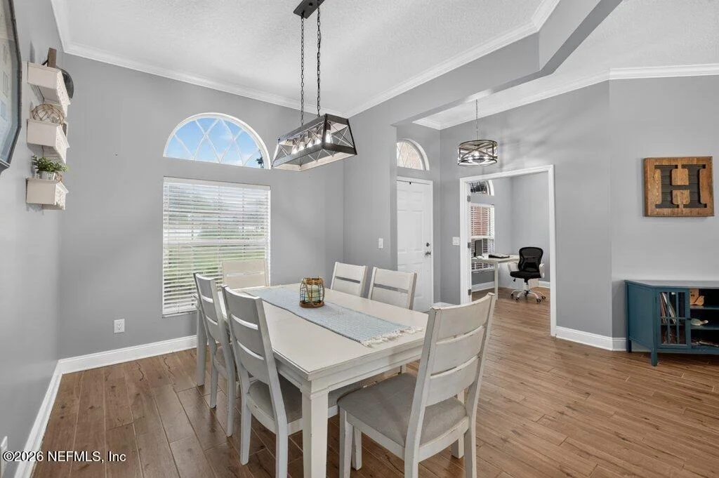 Photo of 385 LOLLY Lane
