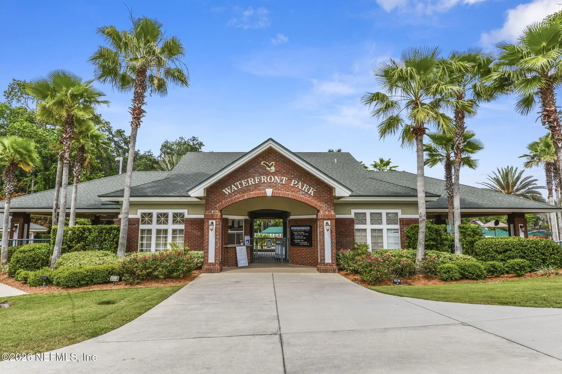 Photo of 2290 EAGLE HARBOR Parkway