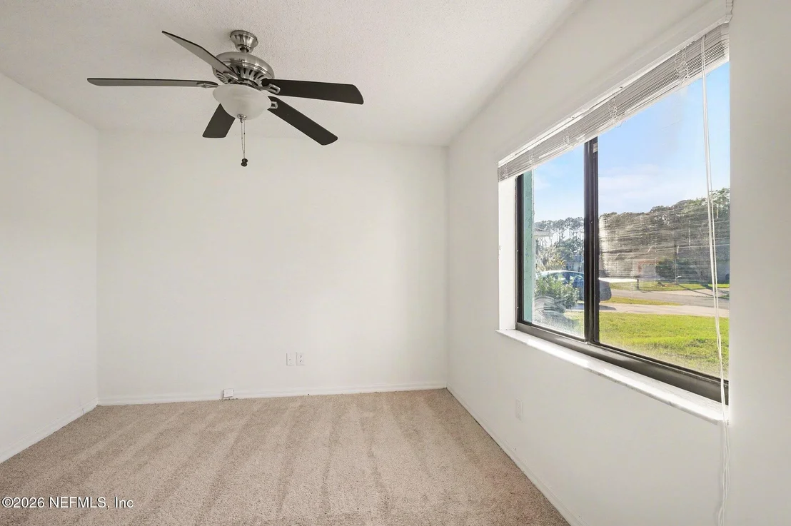 Photo of 10 PATCHOGUE Lane