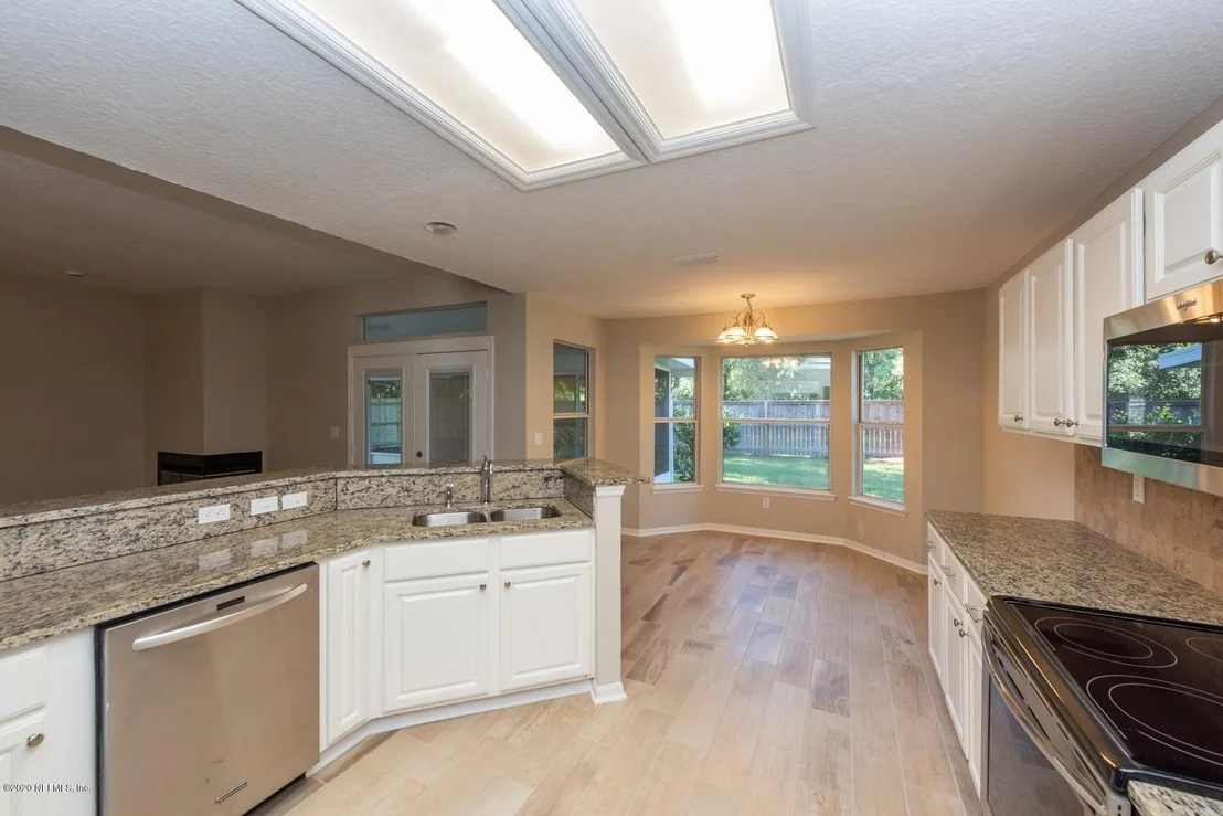 Photo of 1524 MAPLE LEAF Lane