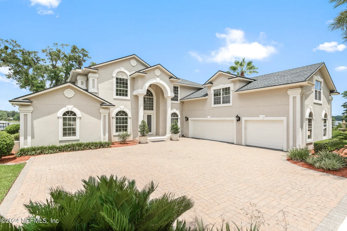 Photo of 1119 CEDAR BAY Road