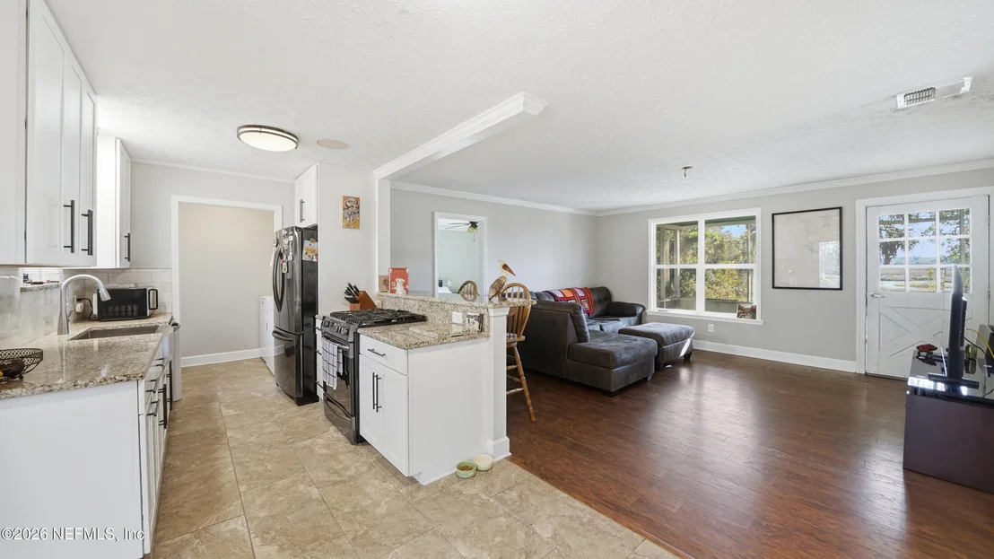 Photo of 5480 CEDAR POINT Road