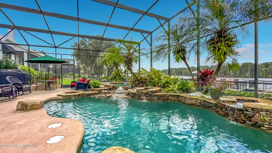 Photo of 129 RIVER Road