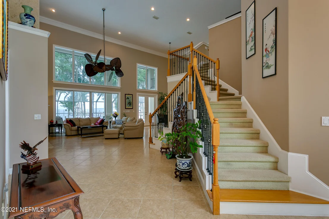 Photo of 1607 SILVER LEAF Way