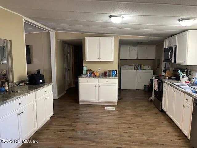 Photo of 814 ANNETTE Avenue