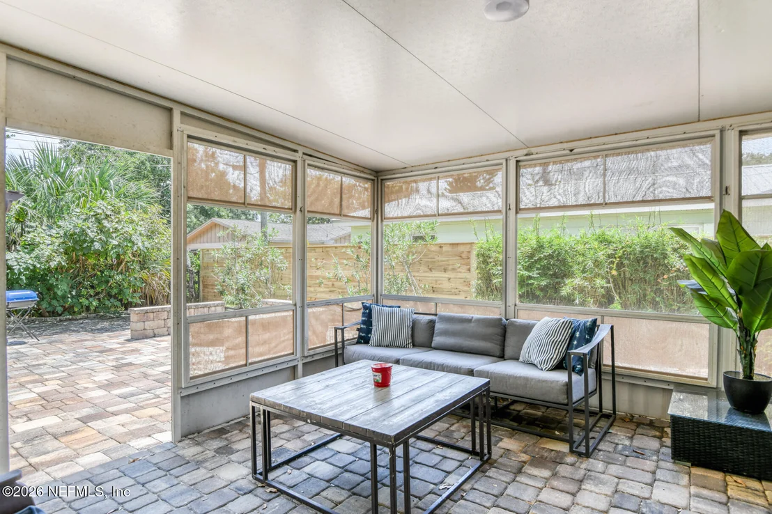 Photo of 15 SEA PARK Drive