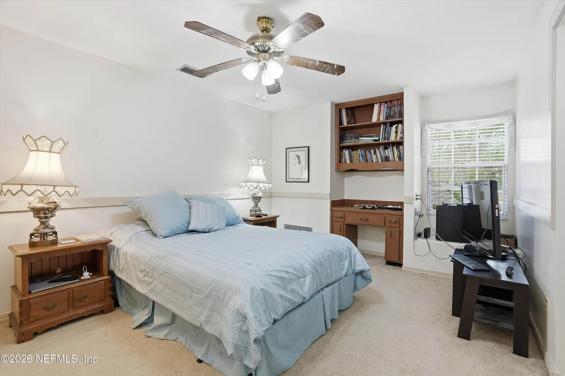 Photo of 970 SANDPIPER Lane