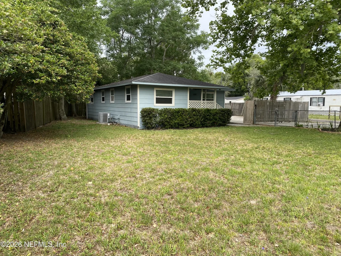 Photo of 12312 PULASKI Road