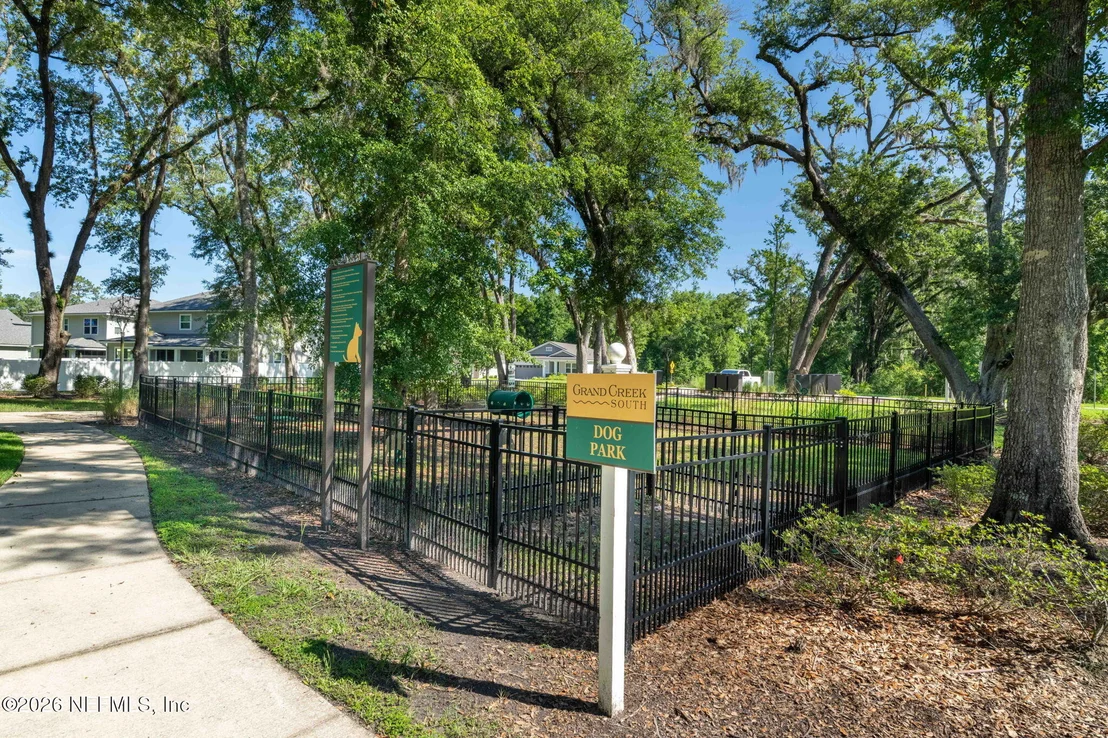 Photo of 82 WARDS RAVINE Way