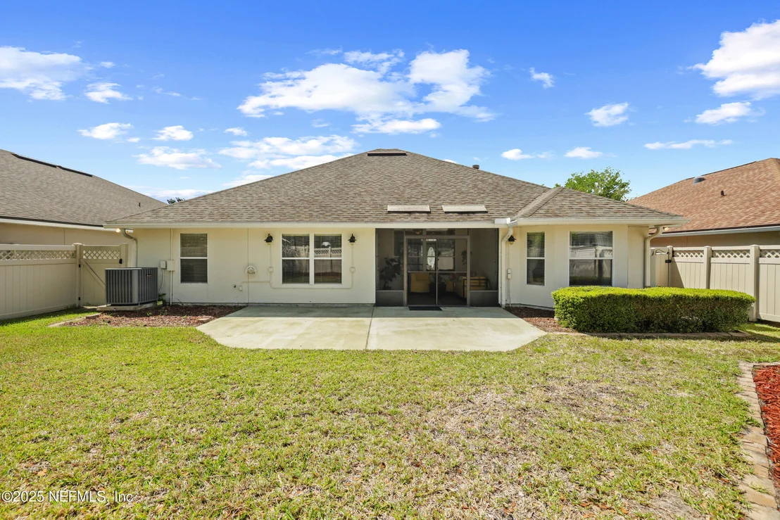 Photo of 408 LAKE MONROE Place