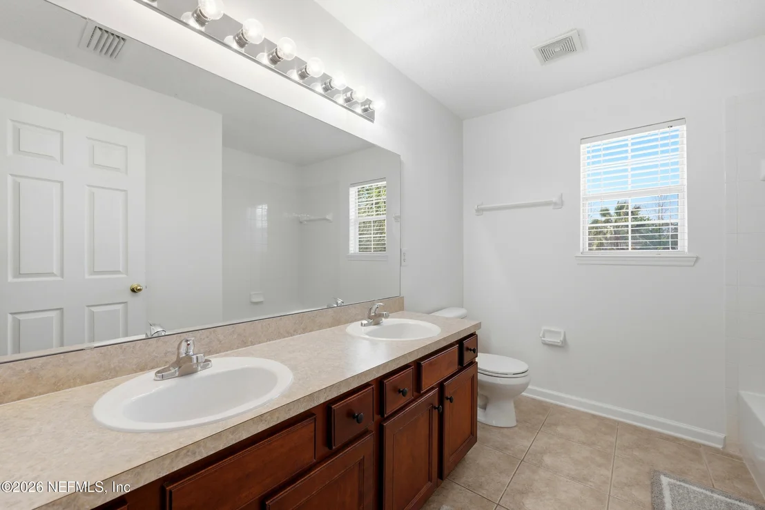 Photo of 936 LAS NAVAS Place