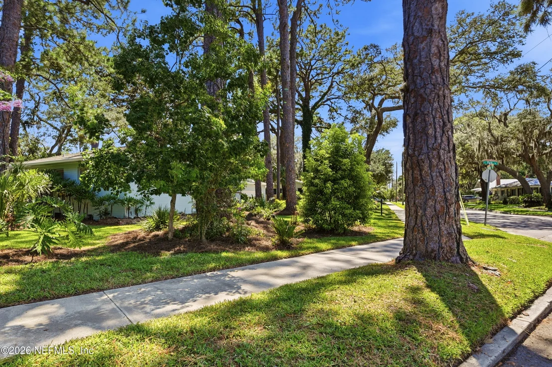 Photo of 49 SYLVAN Drive