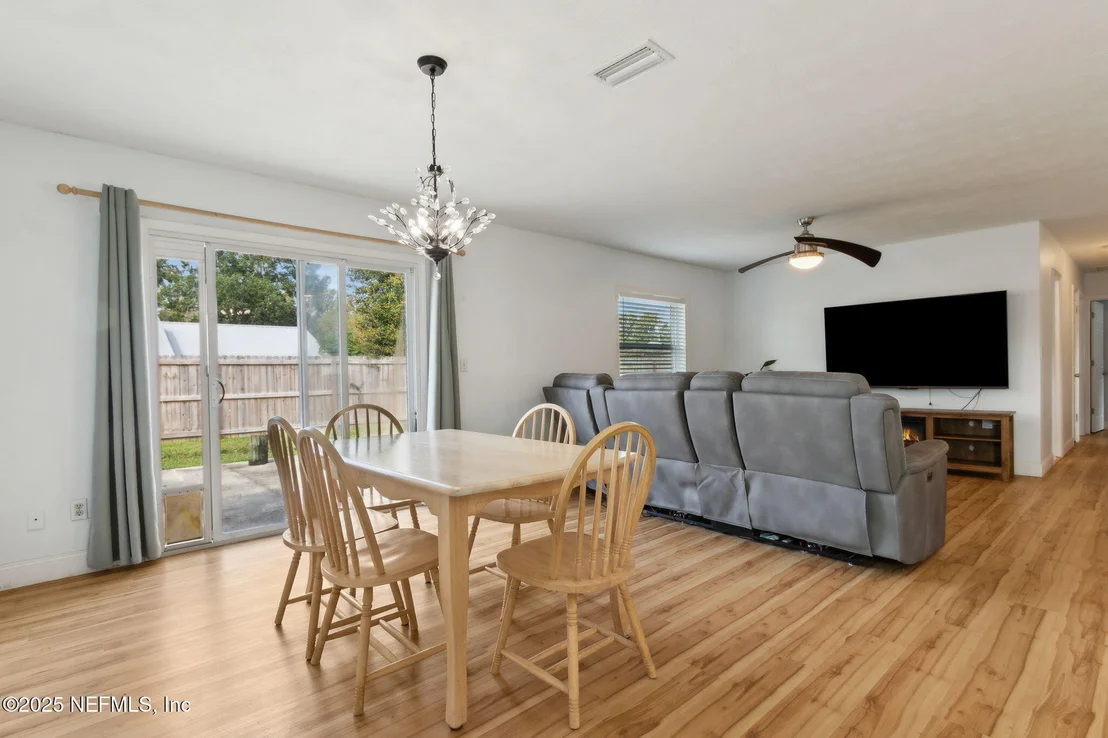 Photo of 234 HAWTHORNE Road