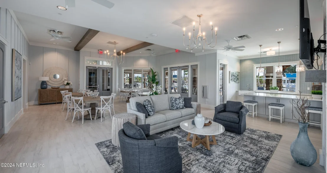 Photo of 242 SILVERLEAF VILLAGE Drive