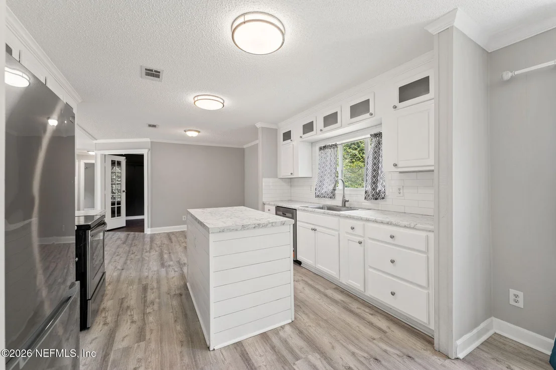 Photo of 2405 SILVER MOSS Circle