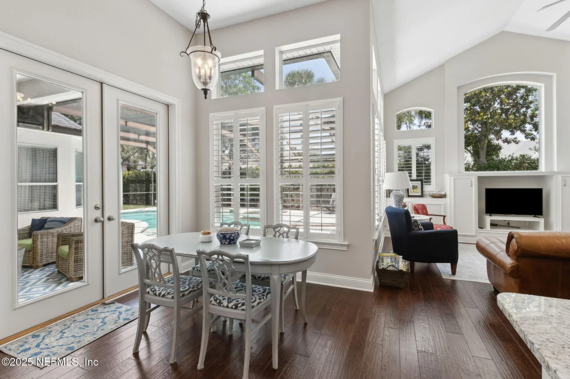 Photo of 724 PINEY Place