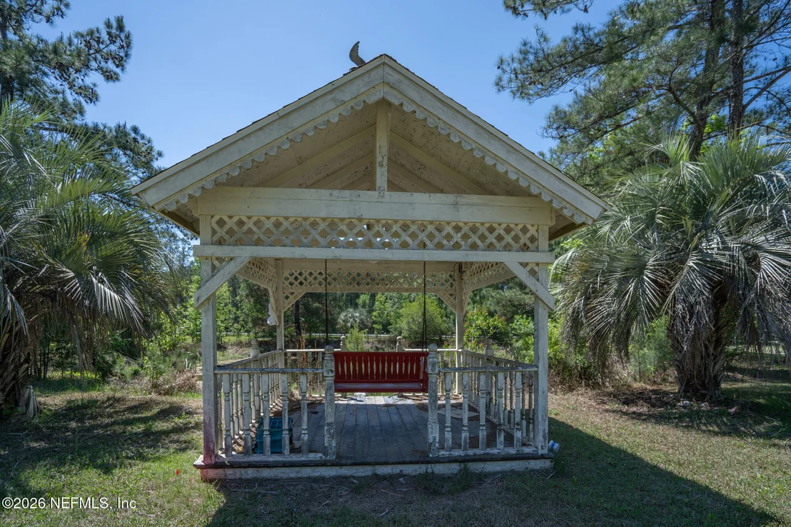 Photo of 542106 LEM TURNER Road