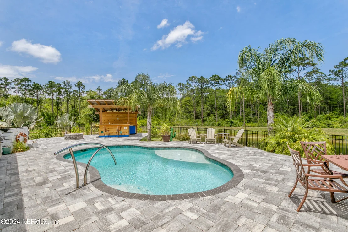 Photo of 362 CEDARSTONE Way