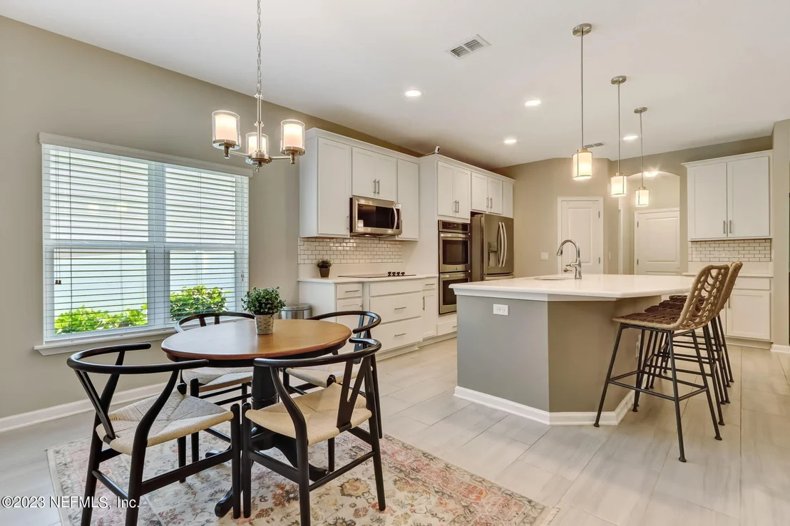 Photo of 85771 BLACK TERN Drive