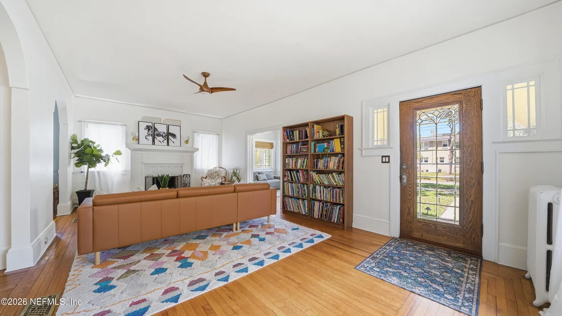 Photo of 1544 TALBOT Avenue