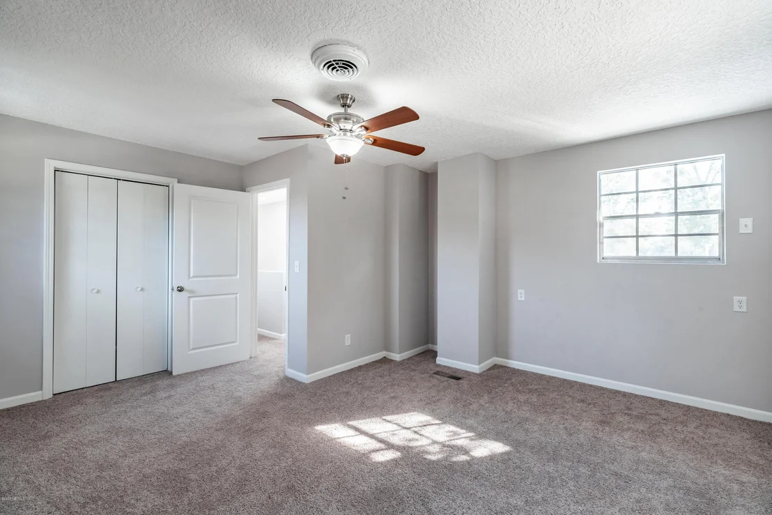 Photo of 335 SPRING FOREST Avenue