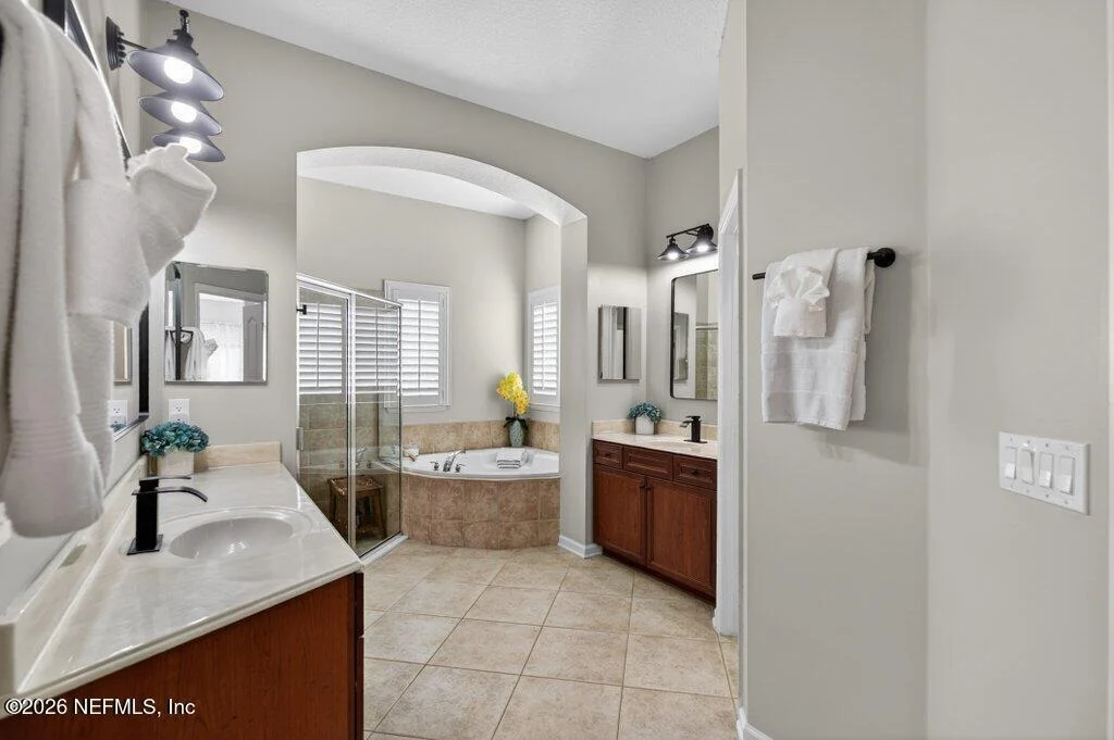 Photo of 247 FLORES Way