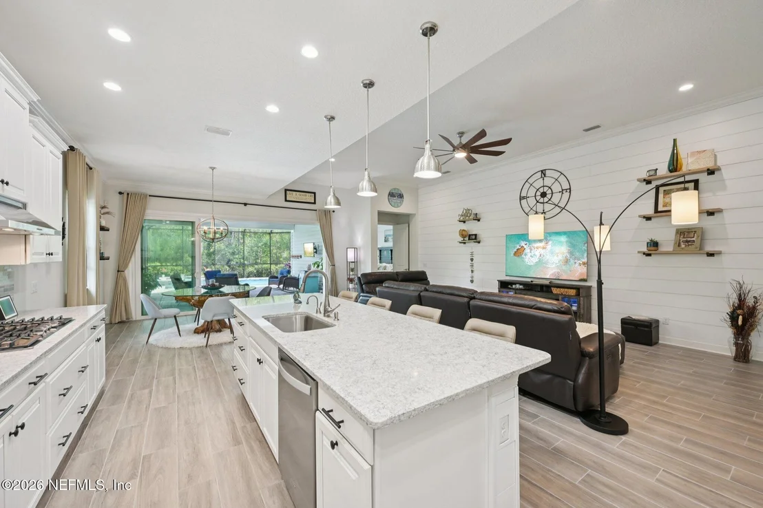 Photo of 418 FRESHWATER Drive