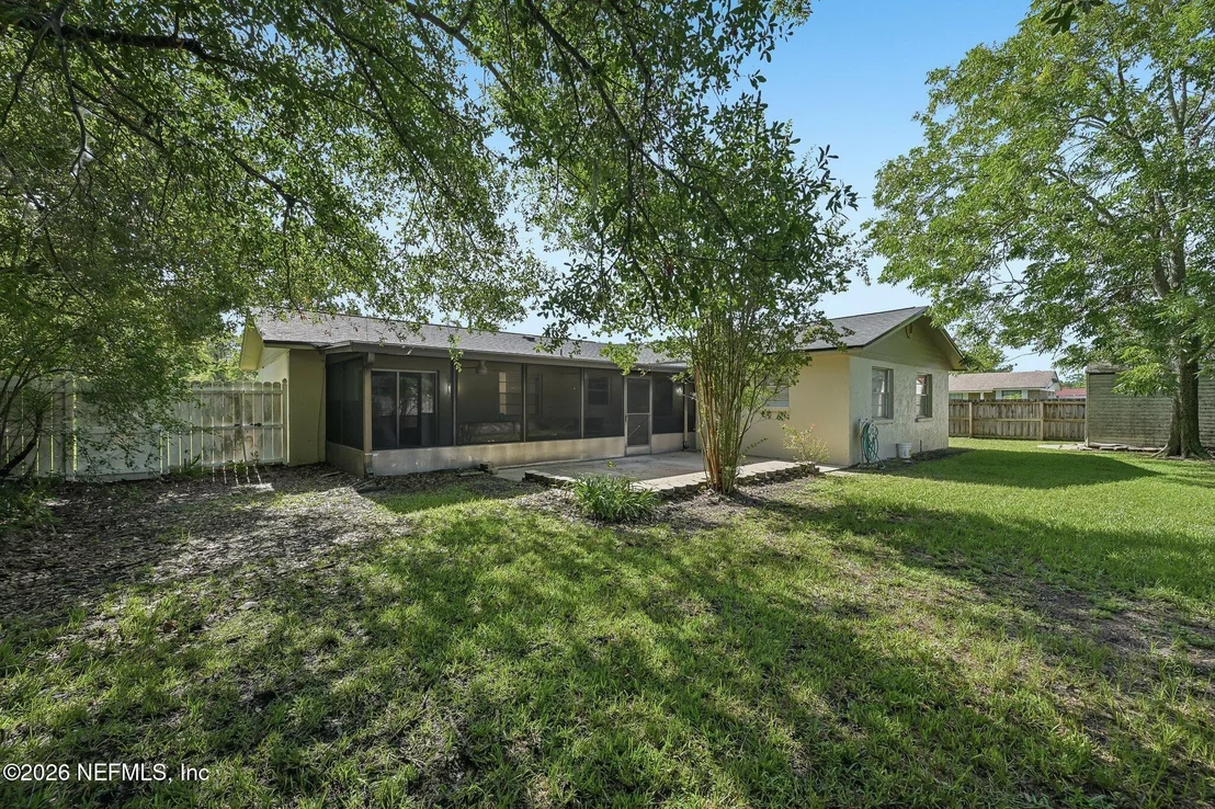 Photo of 200 DEBARRY Avenue