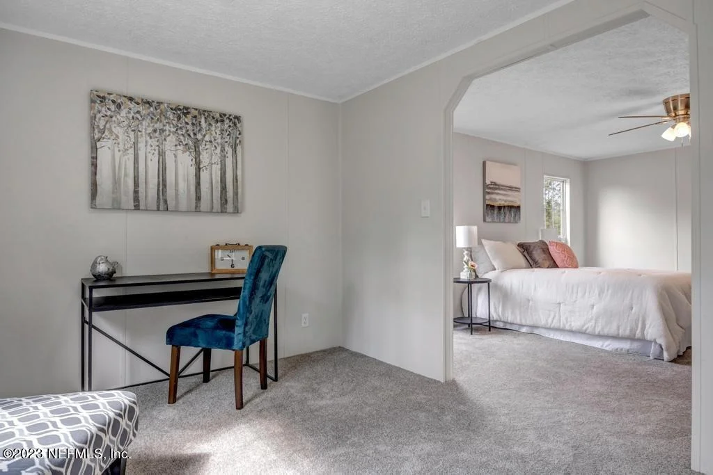 Photo of 43013 LARSEN Road