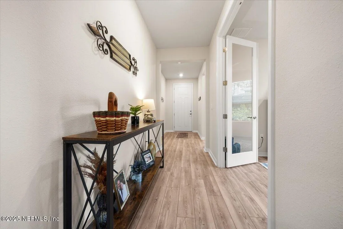 Photo of 10976 TOWN VIEW Drive