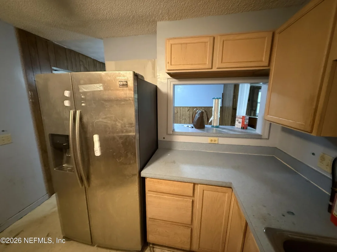 Photo of 6453 SOLANDRA Drive