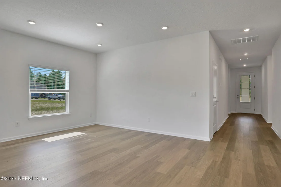 Photo of 161 CEDAR KNOLL Circle
