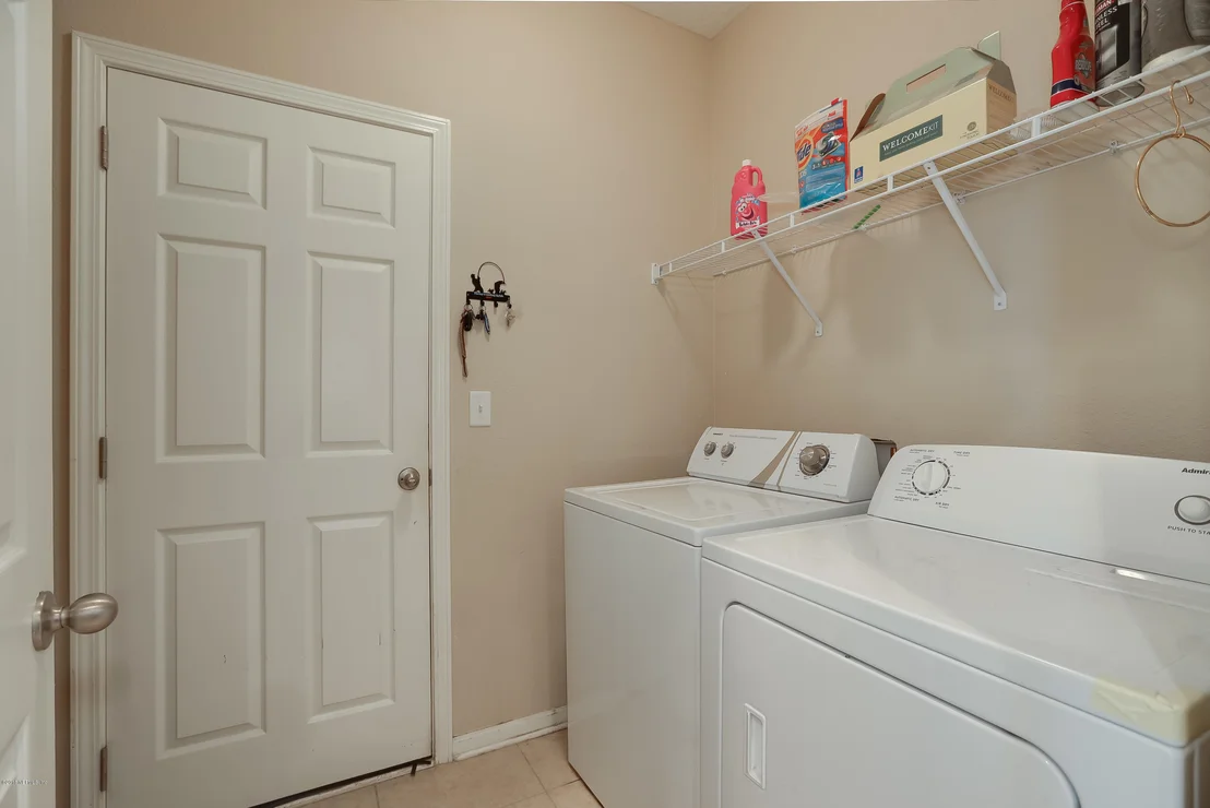 Photo of 112 CAPTIVA Drive