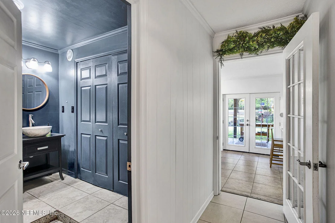 Photo of 8160 WENDOVER Road