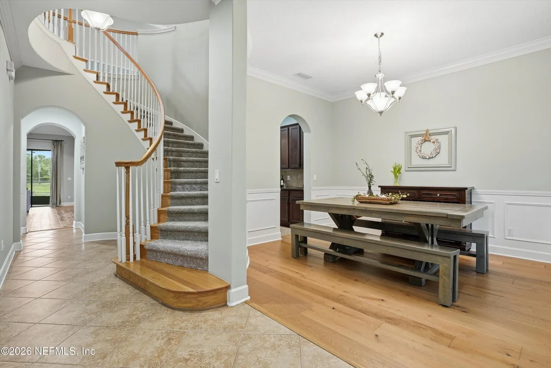Photo of 218 N SAXXON Road